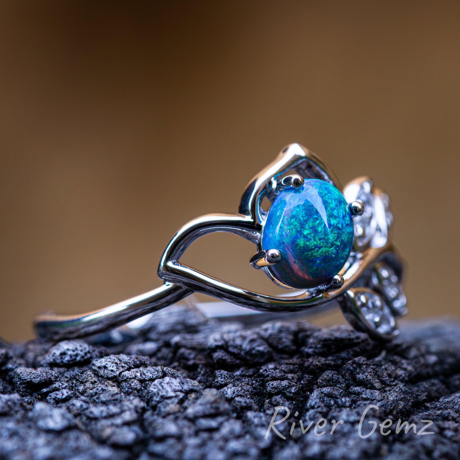 Lightning Ridge Black Crystal Opal in Sterling Silver Ring [#2694