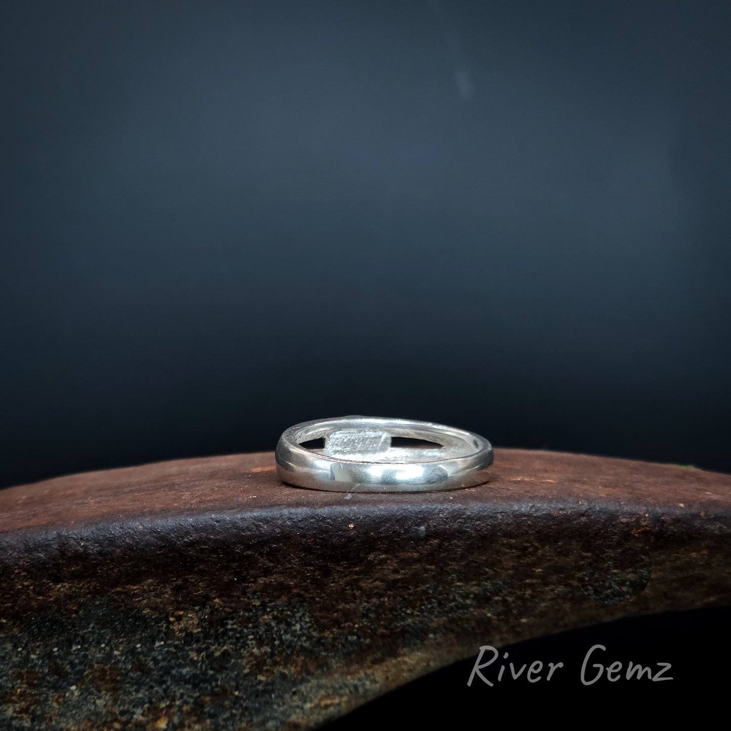 Mintabie Crystal Opal in Sterling Silver Ring [#3068]