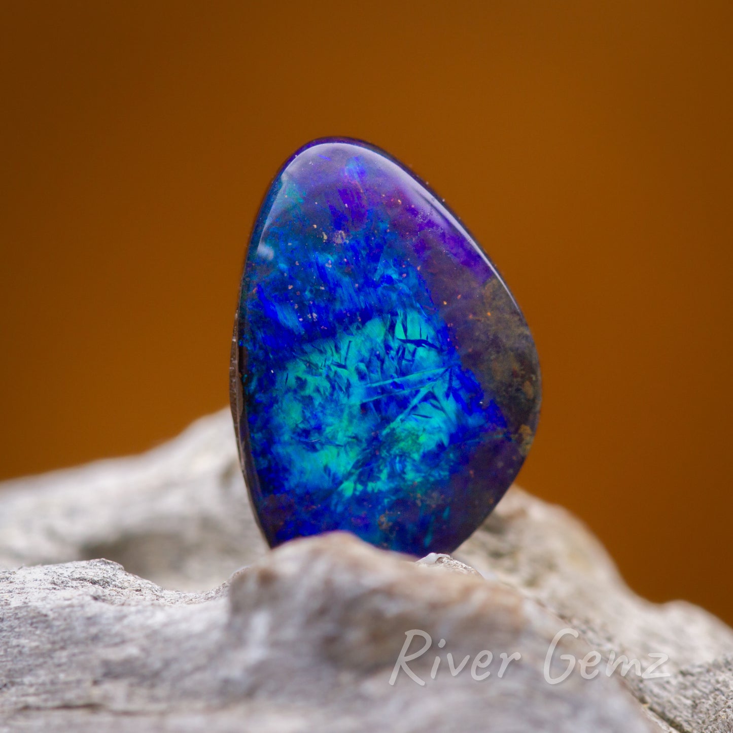 Opalton Unset Crystal Boulder Opal 1.7 Carat [#217]