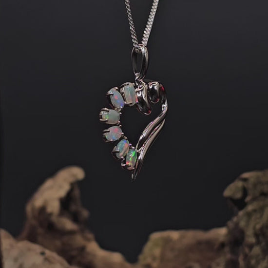 Video showing the love heart shaped rotate 180 degrees.