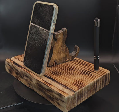 Video showing the phone/tablet stand rotate.